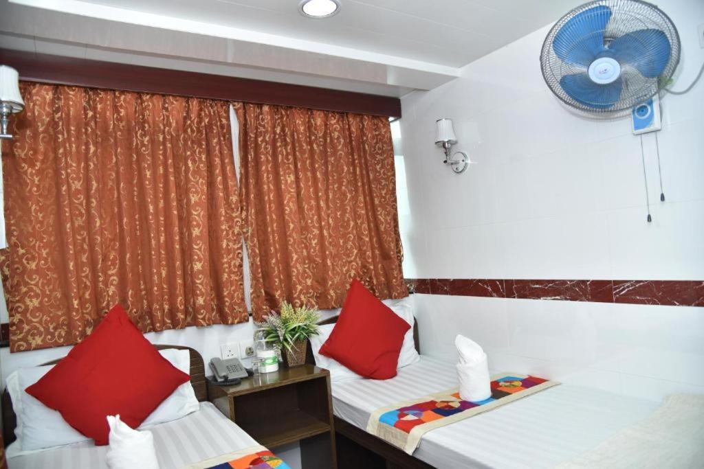 Rhine Guest House هونغ كونغ المظهر الخارجي الصورة